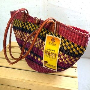 Alaffia Authentic Shoulder Basket NWT Fair Trade Handwoven Grass Basket